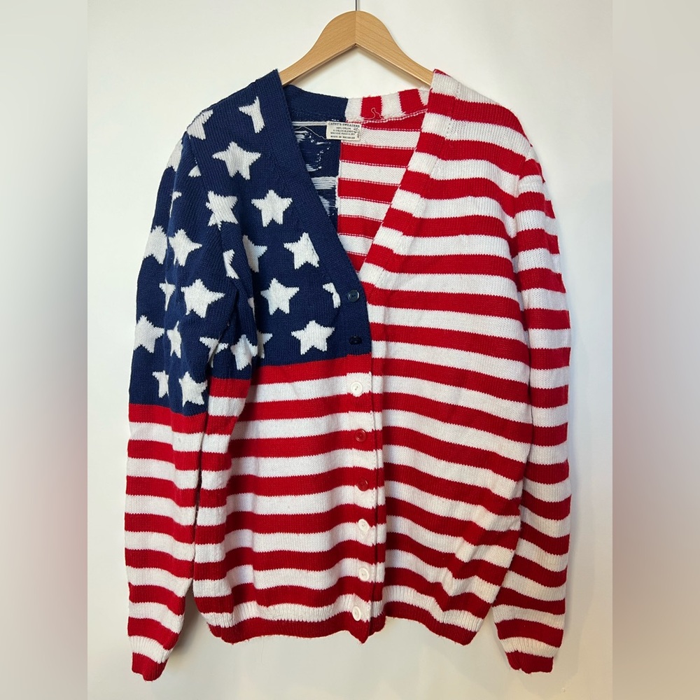 Cathy’s Sweaters Vintage American Flag Knit Cardigan Made in USA‎